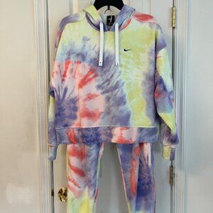 Nike Dri-Fit tie dye sweat pants and hoodie - Size M